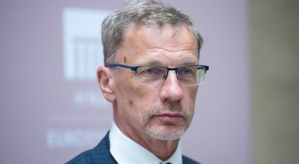 7.6.2023., Zagreb - Predstavljanje rezultata treceg po redu istrazivanja financijske pismenosti stanovnistva u Republici Hrvatskoj po metodologiji Organizacije za ekonomsku suradnju i razvoj (OECD). Konferenciju su organizirali Hrvatska narodna banka (HNB) i Hrvatska agencija za nadzor financijskih usluga (Hanfa), a izmedju ostalih nazocili su joj guverner HNB-a Boris Vujcic, predsjednik Upravnog vijeca Hanfe Ante Zigman i drzavni tajnik Ministarstva financija Davor Zoricic. Istrazivanje je provela agencija Ipsos, a njen direktor Srdjan Dumicic je predstavio rezultate. Photo: Neva Zganec/PIXSELL