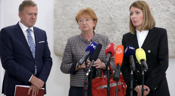 07.10.2021., Zagreb - U Saboru je pocela 12., zatvorena sjednica Nacionalnog vijeca za pracenje provedbe Strategije suzbijanja korupcije. Nakon sjednice konferenciju za medije odrzali su Zlata Hrvoj Sipek, Vanja Marusic i Darko Klier. Photo: Patrik Macek/PIXSELL