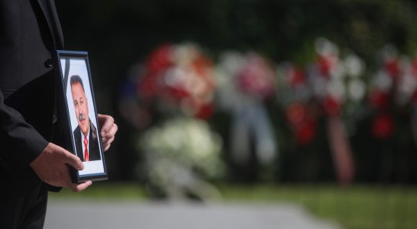 08.09.2023., Velika Gorica - Posljednji ispracaj nedavno preminulog bivseg ministra financija Ivana Sukera na groblju u Velikoj Gorici. Brojne poznate osobe iz javnog zivota dosle su na ispracaj. Photo: Slavko Midzor/PIXSELL
