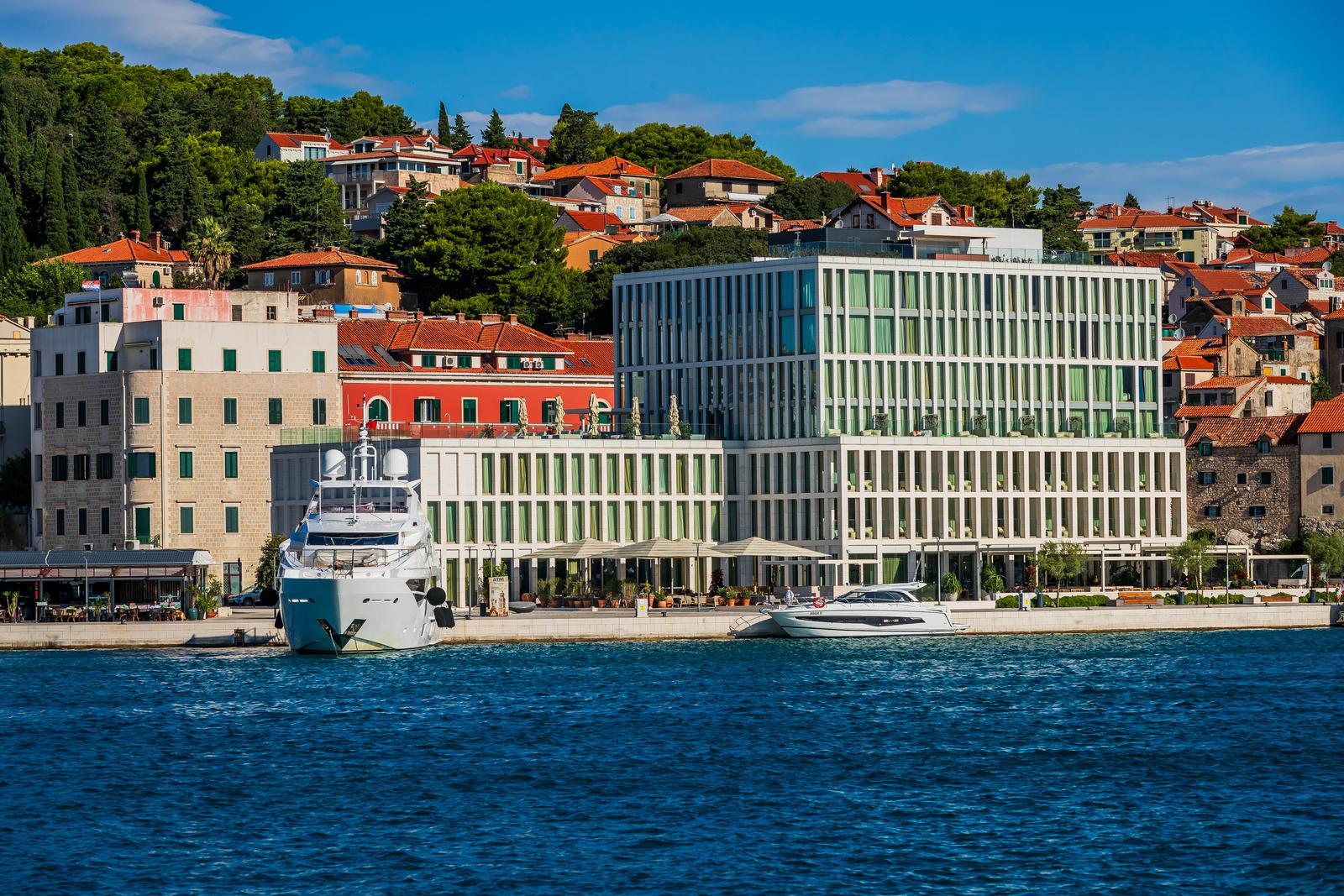 10.08.2023., Split - Jutarnje panorame Splita iz gradske Luke. Photo: Zvonimir Barisin/PIXSELL