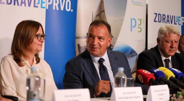 12.09.2023., Rijeka - Konferencija za novinare povodom obiljezavanja Pilot projekta preventivnih zdravstvenih pregleda u Primorsko goranskoj zupaniji. Na konferenciji su sudjelovali: ministar zdravstva Vili Beros, zupan Zlatko Komadina, predstavnik HZJZ Tomislav Benjak, ravnateljica Doma zdfravljaPGZ Emina Grgurevic Dujmic, nositeljica tima ordinacija obiteljske medicine Doma zdravlja Lea Tripar, ravnatelj KBC-a Rijeka Alen Ruzic. Photo: Goran Kovacic/PIXSELL