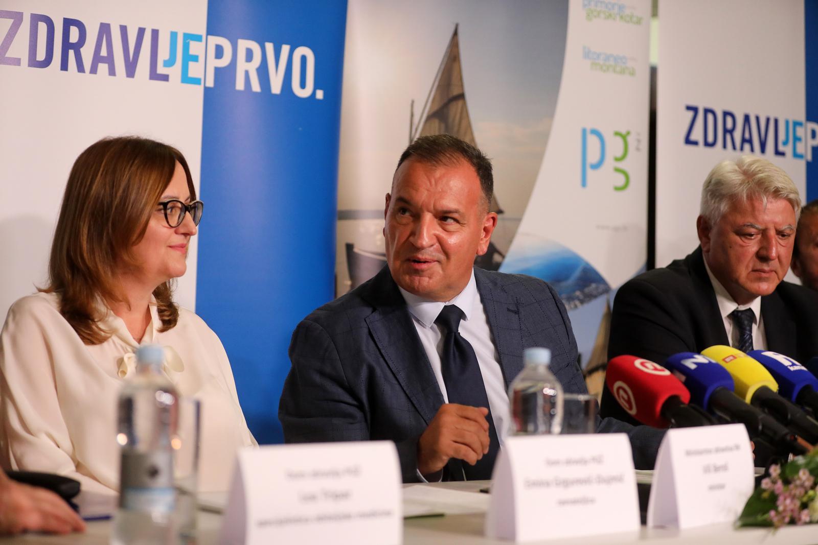 12.09.2023., Rijeka - Konferencija za novinare povodom obiljezavanja Pilot projekta preventivnih zdravstvenih pregleda u Primorsko goranskoj zupaniji. Na konferenciji su sudjelovali: ministar zdravstva Vili Beros, zupan Zlatko Komadina, predstavnik HZJZ Tomislav Benjak, ravnateljica Doma zdfravljaPGZ Emina Grgurevic Dujmic, nositeljica tima ordinacija obiteljske medicine Doma zdravlja Lea Tripar, ravnatelj KBC-a Rijeka Alen Ruzic. Photo: Goran Kovacic/PIXSELL
