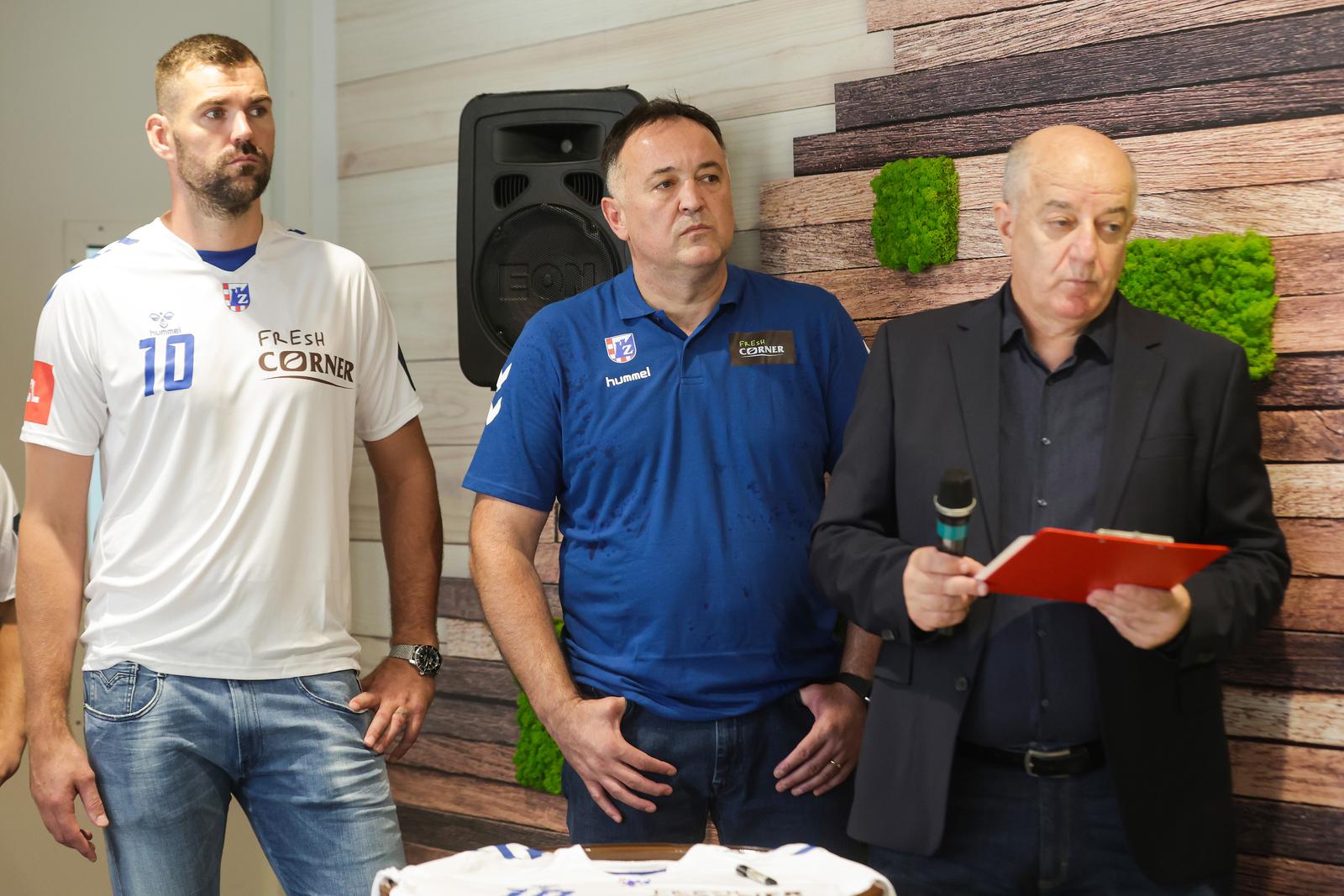 12.09.2023., Zagreb - Konferencija za medije Rukometnog kluba Zagreb na kojem su INA i Tifon najavili jednogodisnju suradnju i Zagreb u novu sezonu ulazi sa Fresh Cornerom kao generalnim sponzorom. Slavko Goluza Photo: Luka Stanzl/PIXSELL