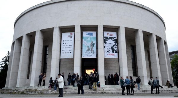 13.5.2016.,Zagreb -  Otvorenje festivala Crtani romani sou i tri pripadajuce izlozbe u galeriji Prsten,Trg zrtava fasizma . Photo: Marko Prpic/PIXSELL