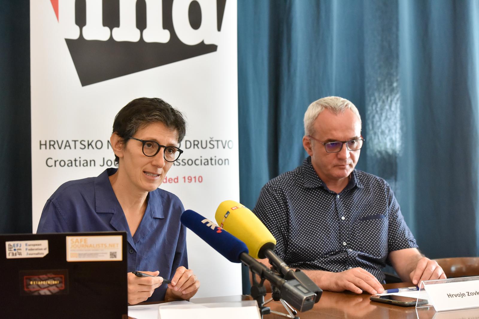 13.7.2022., Zagreb -  U Hrvatskom novinarskom drustvu odrzana je konferencija za medije na kojoj su predsjednik HND-a Hrvoje Zovko i predsjednica Europske federacije novinara, te predsjednica Sindikata novinara Hrvatske Maja Sever upozorili na prijetnje slobodi novinarskog rada. Photo: Davorin Visnjic/PIXSELL