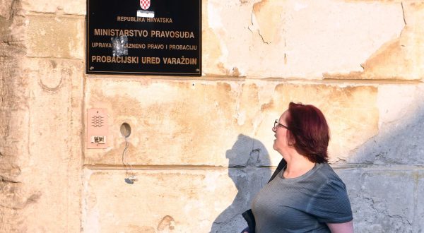 13.09.2023.,Varazdin - Smiljana Srnec jutros je sa suprugom prošetala Varaždinom. Javila se u Probacijski ured gdje se mora javljati jednom tjednom. Photo: Vjeran Zganec Rogulja/PIXSELL