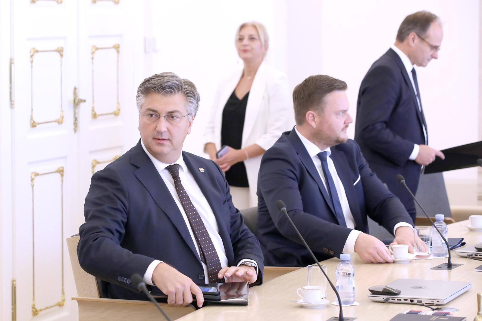 13.09.2023., Zagreb - Predsjednik VLade RH Andrej Plenkovic primio je u Banskim dvorima predstavnike bankarskog sektora. Photo: Patrik Macek/PIXSELL