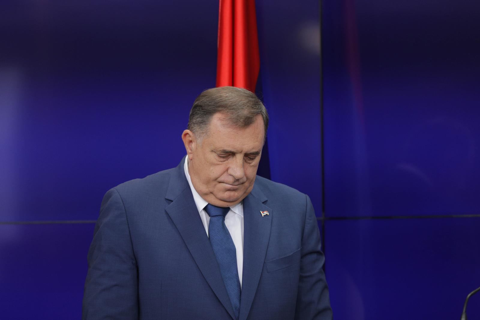 13.09.2023., palata Republike, Banjaluka (BiH) – Milorad Dodik, predsjednik RS, Nenad Stevandic, predsjednik Narodne skupstine RS, i Stasa Kosarac, ministar vanjske trgovine i ekonomskih odnosa BiH, odrzali su konferenciju za medije nakon sastanka predstavnika institucija RS-a, lidera stranaka i zastupnika iz RS-a u institucijama BiH.   Photo: Dejan Rakita/PIXSELL