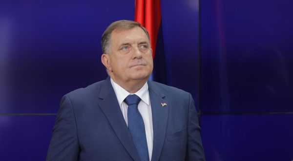 13.09.2023., palata Republike, Banjaluka (BiH) – Milorad Dodik, predsjednik RS, Nenad Stevandic, predsjednik Narodne skupstine RS, i Stasa Kosarac, ministar vanjske trgovine i ekonomskih odnosa BiH, odrzali su konferenciju za medije nakon sastanka predstavnika institucija RS-a, lidera stranaka i zastupnika iz RS-a u institucijama BiH.   Photo: Dejan Rakita/PIXSELL