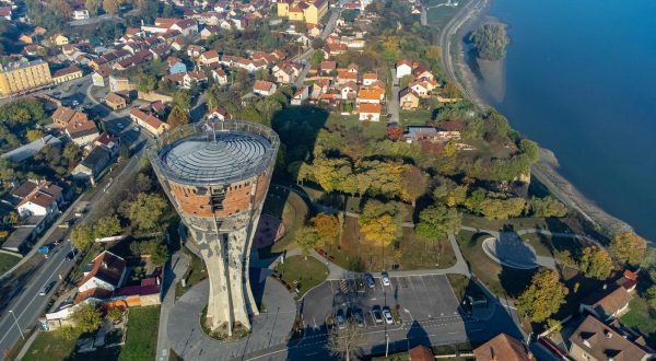 29.10.2021., Vukovar - Novootvoreni vodotoranj simbol ratnog Vukovara i pogled na grad Vukovar iz zraka  Photo: Davor Javorovic/PIXSELL