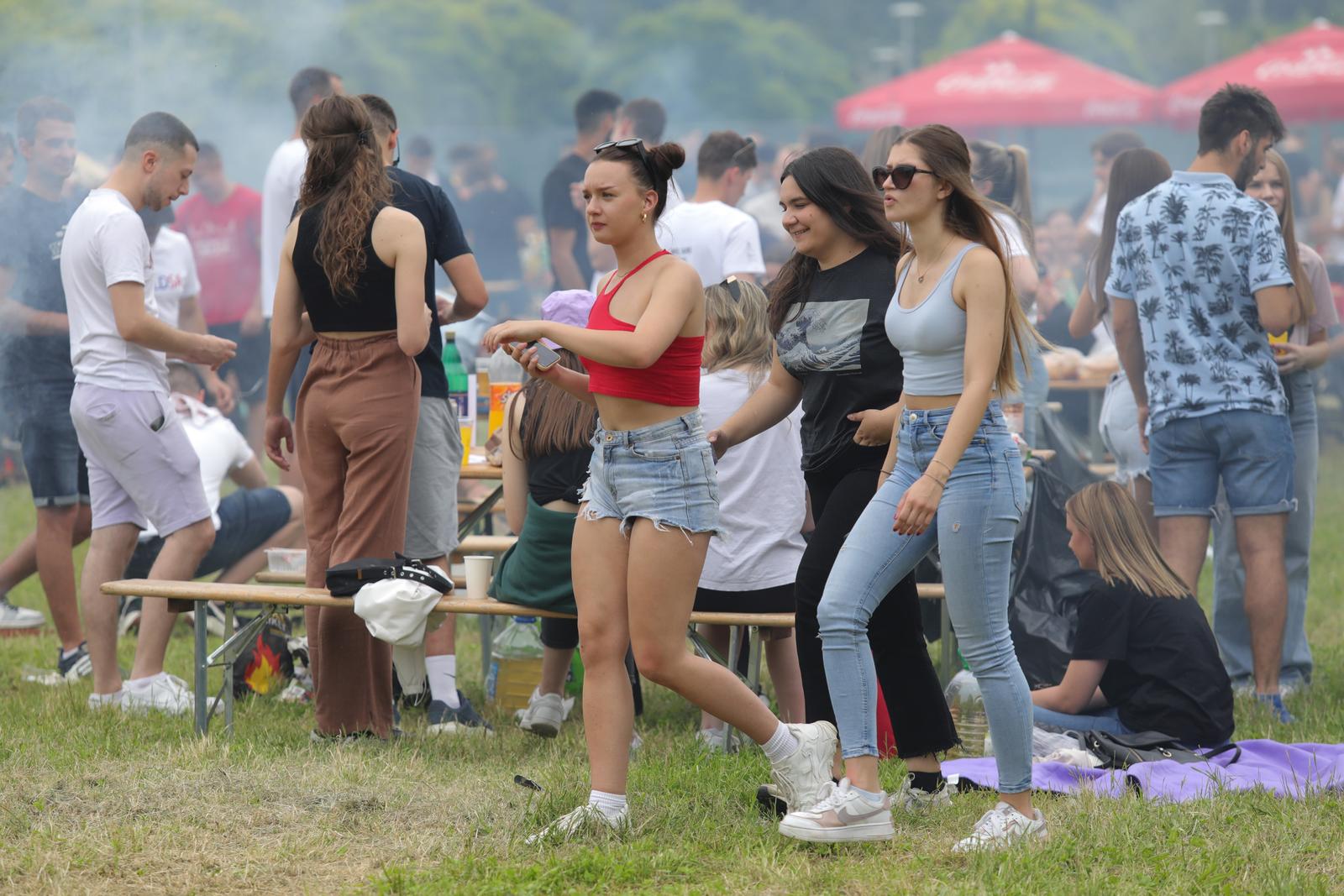 15.06.2023., Osijek - U Kampusu na livadi ispred Fakulteta agrobiotehnickih znanosti Osijek (FAZOS) odrzana je Studentska rostiljada. Photo: Dubravka Petric/PIXSELL