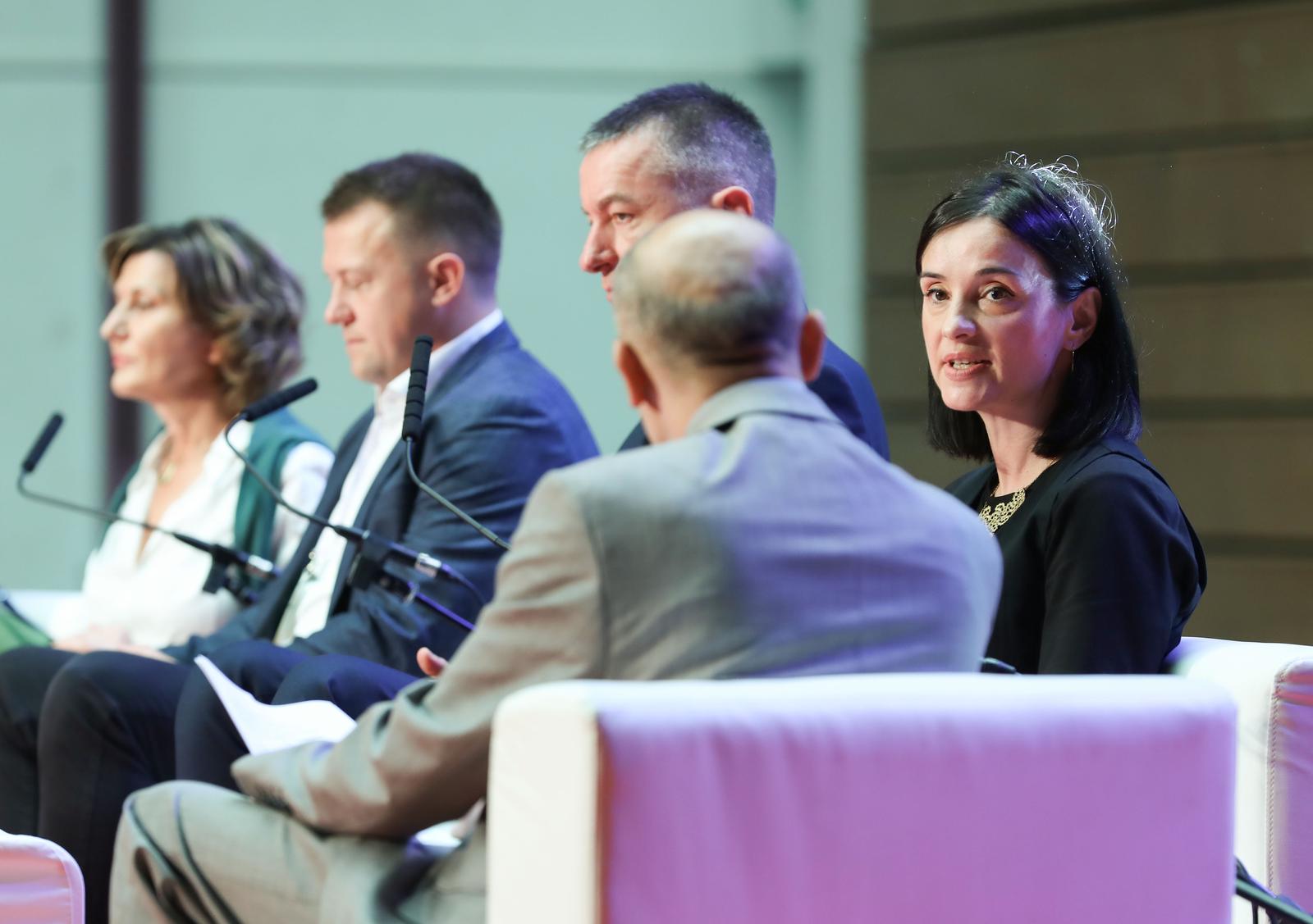 15.9.2023., Zagreb - Konferencija Agro Summit u Bocarskom domu.Panel diskusija:Buducnost hrvatske poljoprivrede.Sudionici:Josip Bicvic (Zito),Martina Dalic (Podravka),Ivan Pandurevic (Agro Invest),Fabris Perusko (Fortenova),Marija Vuckovic (ministrica poljoprivrede RH).  Photo: Jurica Galoic/PIXSELL