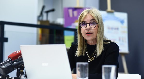 16.11.2022., Zagreb - Ususret Svjetskom danu prava djece, Helena Pirnat Dragicevic organizirala je konferenciju za medije gdje je predstavila Preporuke koje je UN-ov Odbor za prava djeteta ove godine uputio Hrvatskoj kao obvezujuce smjernice za cjelovito ostvarianje drava djece u drzavi. Photo: Neva Zganec/PIXSELL