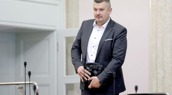 18.05.2022., Zagreb -  Nakon slobodnih govora zastupnika Sabor 11. sjednicu nastavlja raspravom o rebalansu proracuna. Photo: Patrik Macek/PIXSELL