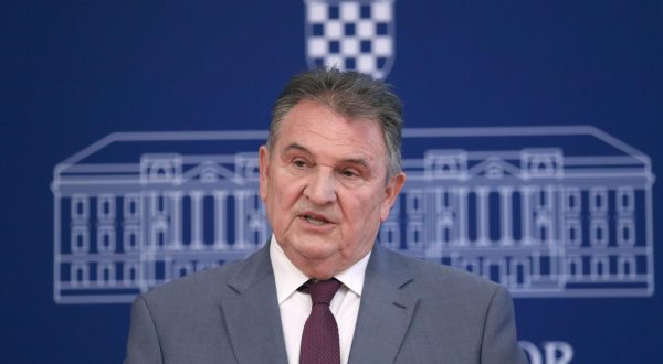 19.06.2023., Zagreb - Na konferenciji za medije odrzanoj u Saboru o umirovljenicima je govorili su Natalija Martincevic i Radimir Cacic. Photo: Patrik Macek/PIXSELL