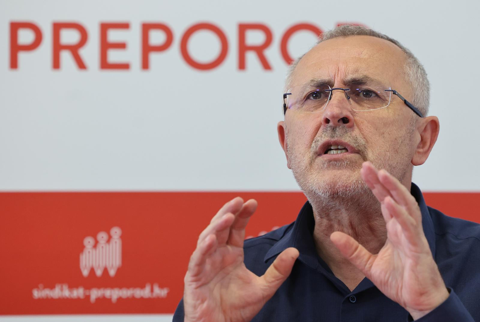 20.07.2023., Zagreb - Konferencija za medije Sindikata zaposlenika u hrvatskom skolstvu - Preporod na temu "Zakon opasnih namjera - Stetne posljedice Zakona o placama u javnim sluzbama na radno pravni status radnika u osnovnim i srednjim skolama. Predsjednik sindikata Preporod  Zeljko Stipic Photo: Marko Prpic/PIXSELL