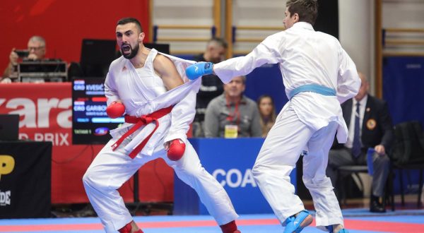 21.01.2023., Samobor - U sportskoj dvorani Samobor odrzano je 31. izdanje tradicionalnog medjunarodnog turnira Karate Grand Prix Croatia, koji je u svojem ovogodisnjem izdanju okupio vise od 1800 natjecatelja iz 24 zemlje. Andjelo Kvesic, Enes Garibovic. Photo: Tomislav Miletic/PIXSELL