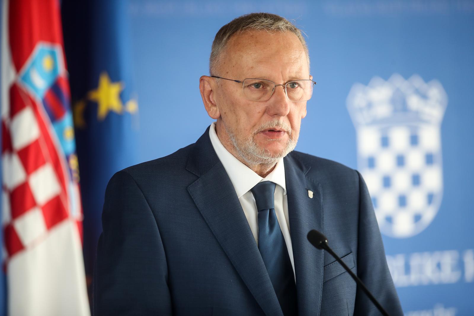 21.09.2023.., Zagreb - U NSK odrzana 251. sjednica Vlade Republike Hrvatske. Nakosjednice izjavu za medije dali su ministar Radovan Fuchs i Davor Bozinovic Photo: Slavko Midzor/PIXSELL