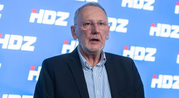25.09.2023, Zagreb - Ministar Davor Bozinovic dao je izjavu za medije nakon sjednice sireg Predsjednistva stranke. Photo: Neva Zganec/PIXSELL