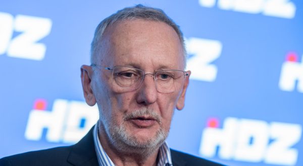 25.09.2023, Zagreb - Ministar Davor Bozinovic dao je izjavu za medije nakon sjednice sireg Predsjednistva stranke. Photo: Neva Zganec/PIXSELL
