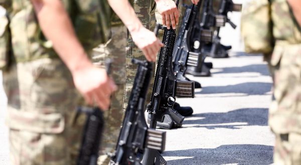 26.06.2019., Sarajevo, Bosna i Hercegovina - rU bazi EUFOR-a u Butmiru odrzana je svecana primopredaja duznosti zapovjednika misije izmedju general-bojnika Martina Dorfera i general-bojnika Reinharda Trischaka. General-bojnik Dorfer bio je na celu misije EUFOR-a od ozujka 2018. godine. General-bojnik Trischak dolazi s mjesta ravnatelja Odjela za vojne politije Ministarstva obrane Austrije. rPhoto: Armin Durgut/PIXSELL