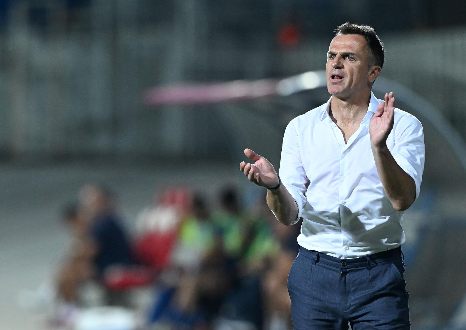 26.08.2023., stadion u Kranjcevicevoj ulici, Zagreb - SuperSport HNL, 06. kolo, NK Lokomotiva - NK Osijek. Trener Osijeka Stjepan Tomas. Photo: Marko Lukunic/PIXSELL