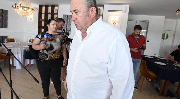 27.06.2022., Rogoznica - Zeljko Kerum odrzao konferenciju za novinare na temu izvanrednih izbora u gradu Splitu.
 Photo: Hrvoje Jelavic/PIXSELL