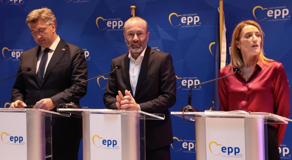 27.09.2023.-Split- Politicari najvece europske grupacije, Europske pucke stranke Manfred Weber, Roberta Martsola i premijer Andrej Plenkovic obratili su se medijima Photo: Ivana Ivanovic/PIXSELL