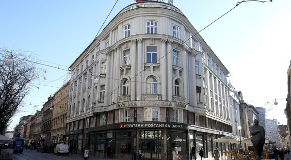 27.11.2017., Zagreb- Zgrada Hrvatske postanske banke u Juriscevoj ulici."nPhoto: Patrik Macek/PIXSELL