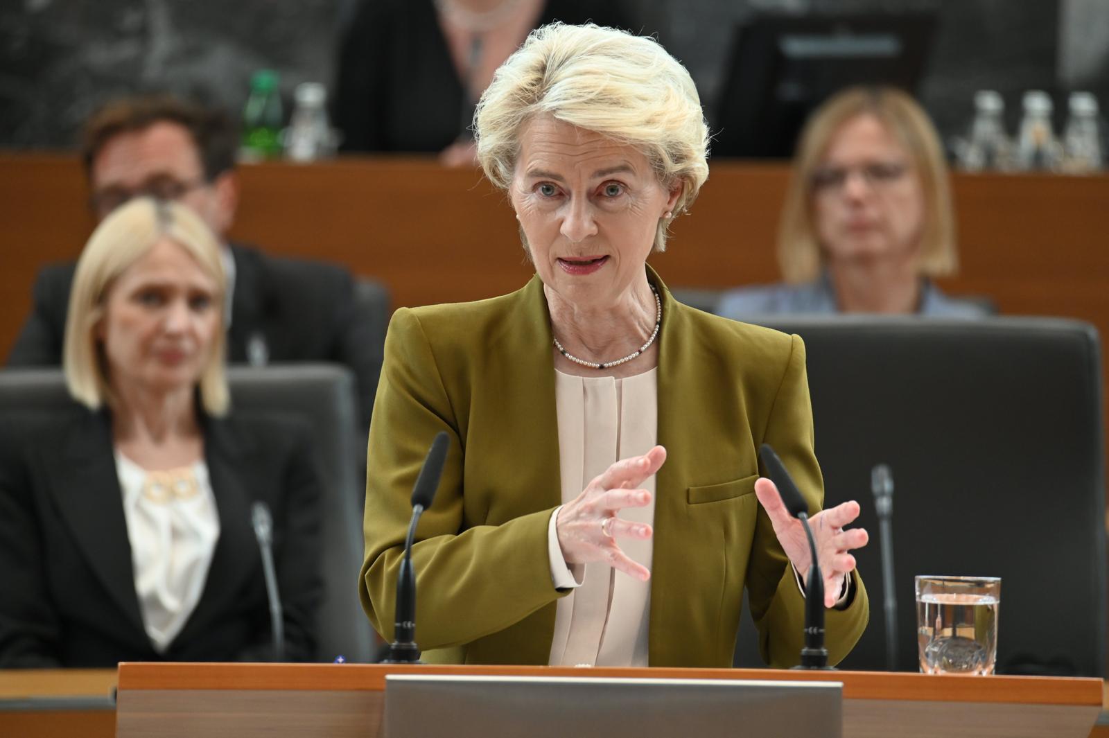 09.08.2023., Ljubljana, Slovenija - Predsjednica Europske komisije Ursula von der Leyen na izvanrednom zasjedanju slovenskog parlamenta.   Photo: Ziga Zivulovic jr. /PIXSELL/F.A. BOBO