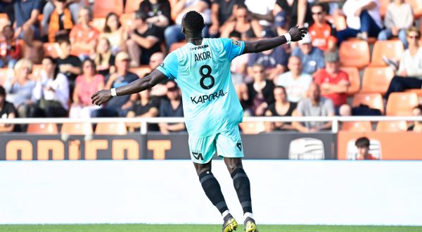 Attitude - Joie de Akor ADAMS  8 - Montpellier  - FOOTBALL : Lorient vs Montpellier - Ligue 1 - 01/10/2023 FedericoPestellini/Panoramic PUBLICATIONxNOTxINxFRAxBEL