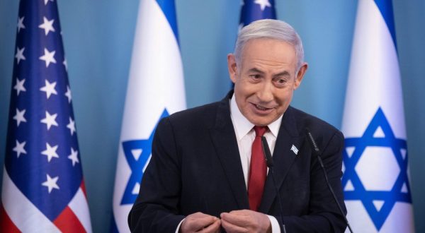 epa10888411 Israeli Prime Minister Benjamin Netanyahu speaks during an event marking the acceptance of Israel into the United States government's visa waiver program, in Jerusalem, 28 September 2023. The addition of Israel into the select group of countries allowed to travel to the US visa-free is a boost for bilateral relations despite Washington’s concerns about Israel's treatment of Palestinian Americans.  EPA/Chaim Goldberg / POOL
