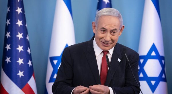 epa10888411 Israeli Prime Minister Benjamin Netanyahu speaks during an event marking the acceptance of Israel into the United States government's visa waiver program, in Jerusalem, 28 September 2023. The addition of Israel into the select group of countries allowed to travel to the US visa-free is a boost for bilateral relations despite Washington’s concerns about Israel's treatment of Palestinian Americans.  EPA/Chaim Goldberg / POOL