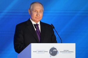 EPA/VLADIMIR ASTAPKOVICH/SPUTNIK/KREMLIN POOL