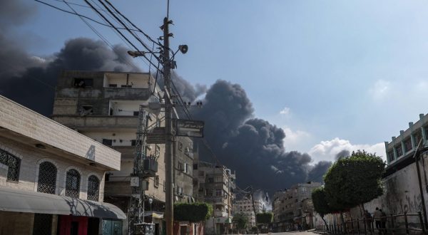 epa10913502 Smoke rises following an Israeli air strike on the Al-Tufah neighborhood, Gaza City, 11 October 2023. More than 1,000 Palestinians have been killed and over 5,000 others injured, according to the Palestinian Ministry of Health, after Israel started bombing the Palestinian enclave in response to attacks carried out by the Islamist movement Hamas on Israel from the Gaza Strip on 07 October. More than 3,000 people, including 1,500 militants from Hamas, have been killed and thousands injured in Gaza and Israel since 07 October, according to Israeli military sources and Palestinian officials.  EPA/MOHAMMED SABER