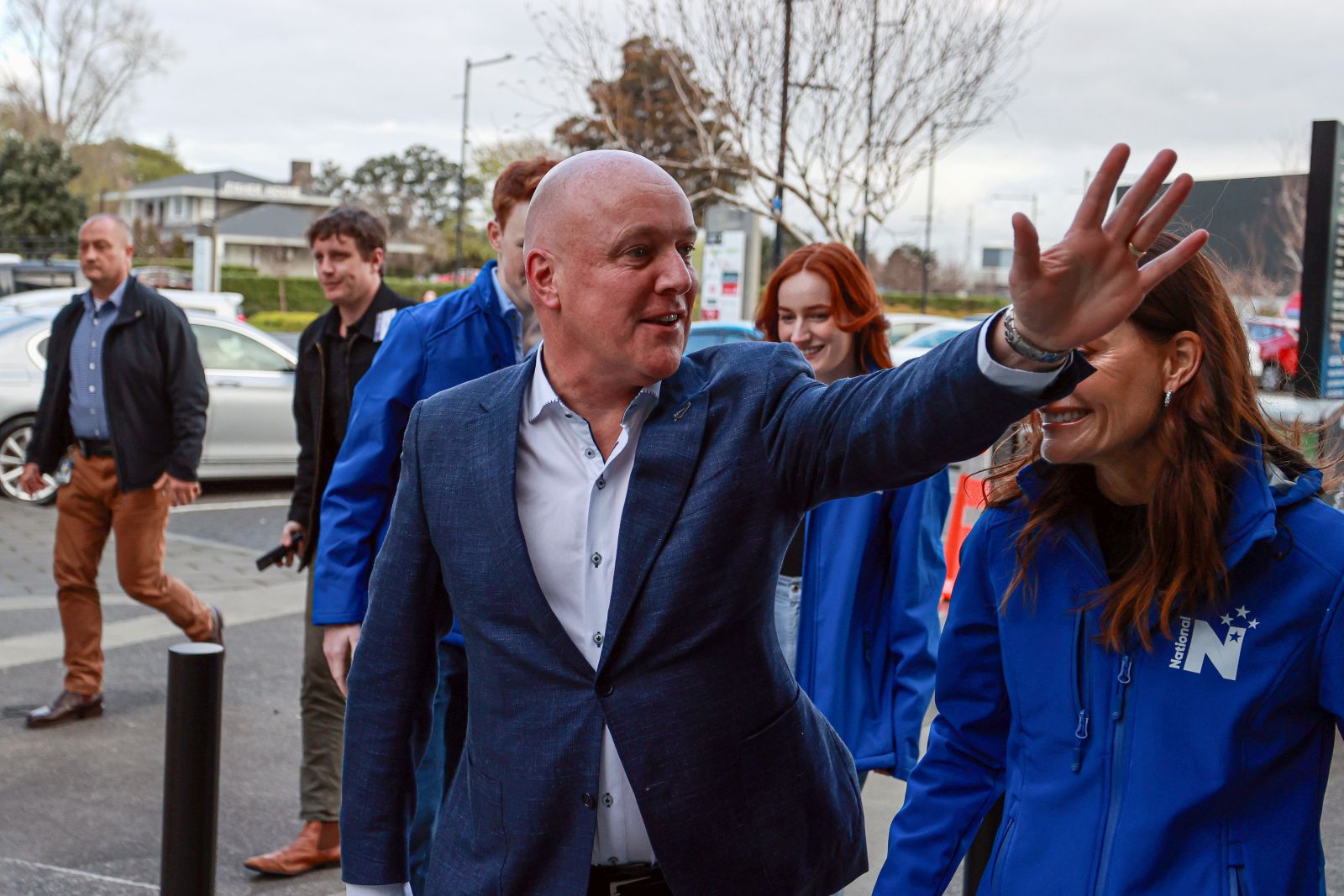 epa10916168 Opposition National party leader Chris Luxon arrives for his Campaign Finale at the Brook, Botany, Auckland, New Zealand, 13 October 2023. The New Zealand general election will be held on October 14, 2023.  EPA/SHANE WENZLICK AUSTRALIA AND NEW ZEALAND OUT