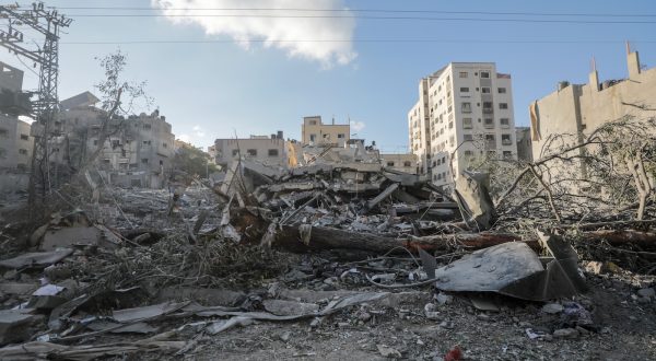 epa10920600 Destroyed houses seen following Israeli strikes in the Gaza strip, 15 October 2023. The Israel Defense Force (IDF) on 14 October announced they are increasing readiness and preparing to 'implement a wide range of operational offensive plans', including combined and coordinated strikes by land, sea and air. Israel has called for the evacuation of all civilians of northern Gaza ahead of an expected ground invasion. More than 1,300 Israelis have been killed and over 3,200 others injured, according to the IDF, after the Islamist movement Hamas launched an attack against Israel from the Gaza Strip on 07 October. More than 2,300 Palestinians have been killed and over 9,000 others injured in Gaza since Israel launched retaliatory air strikes, the Palestinian health ministry said.  EPA/MOHAMMED SABER