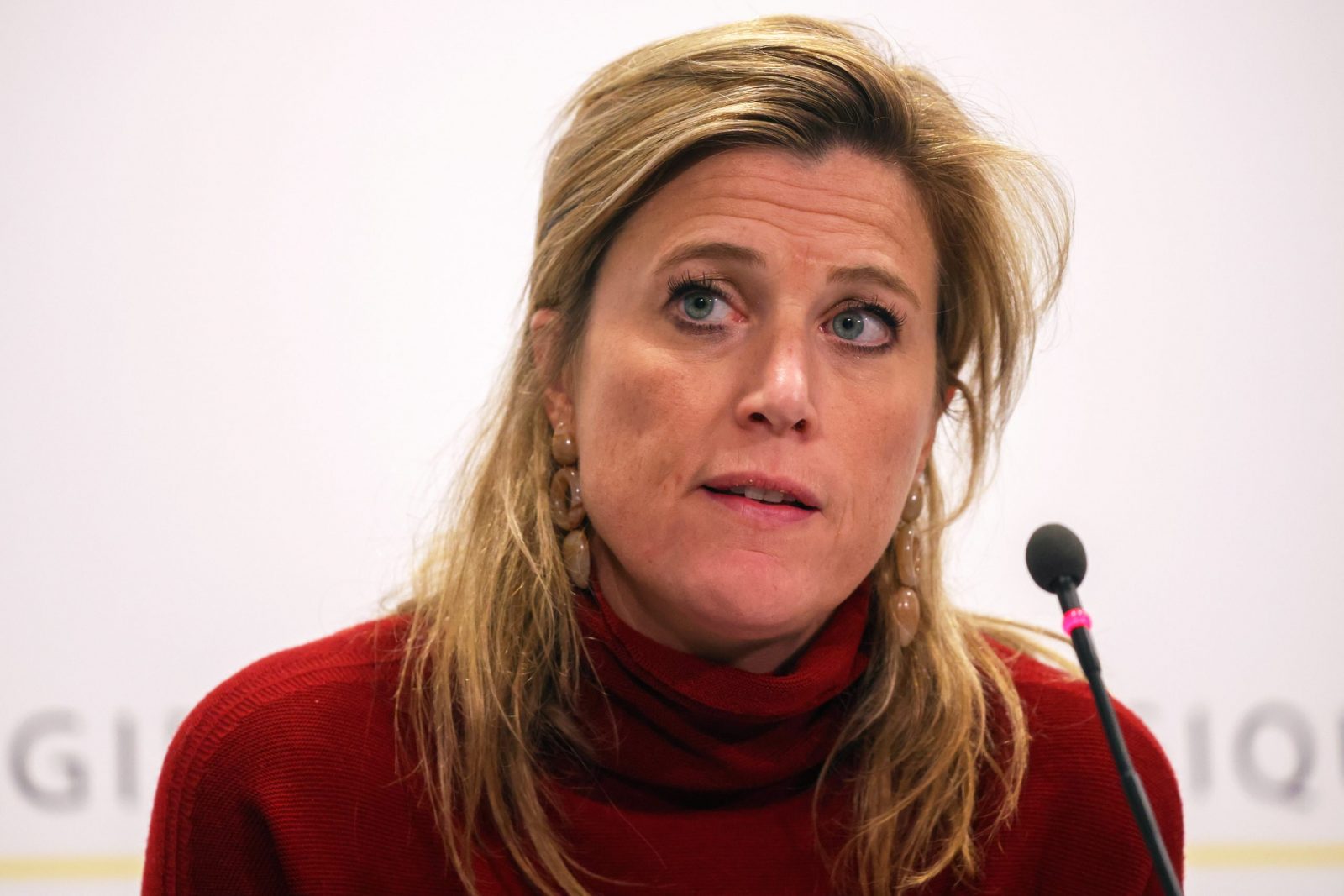 epa10922847 Belgian Iinterior Minister Annelies Verlinden attends a press conference following a shooting in Brussels, Belgium 17 October 2023. Two people died after a shooting took place in Brussels on the evening of 16 October 2023. Belgian police identified the shooter as a Tunisian asylum seeker born in 1978.  EPA/OLIVIER HOSLET