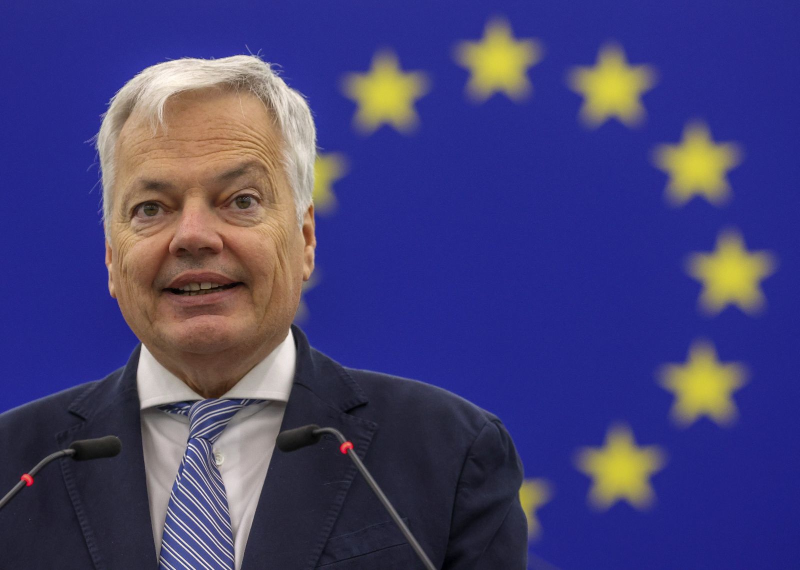 epa10922948 European Commissioner for Justice Didier Reynders speaks during a debate on the ‘Effectiveness of the EU sanctions on Russia’ at the European Parliament in Strasbourg, France, 17 October 2023. The EU Parliament's session runs from 16 till 19 October.  EPA/JULIEN WARNAND