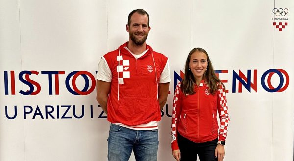 Zagreb, 17.10.2023 - U zagrebaèkom hotelu The Westin odrana je konferencija za novinare, na kojoj je Hrvatski olimpijski odbor (HOO) predstavio kampanju za Olimpijske igre 2024. u Parizu. Na slici Damir Martin i Matea Parlov Kotro. foto HINA/ HOO/ ik