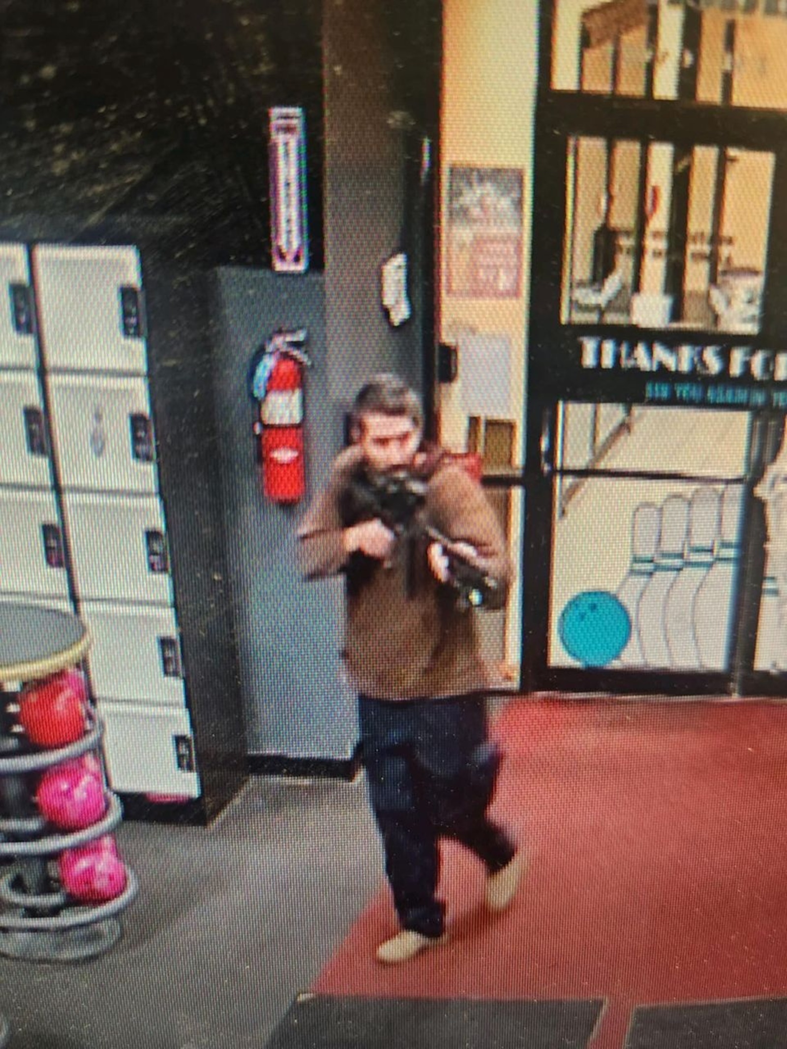 epa10939612 A handout photo made available by the Androscoggin County, Maine Sheriff's Office of person suspected in a mass shooting, with multiple fatalities and injuries, in Lewiston, Maine, USA on 25 October 2023.  EPA/ANDROSCOGGIN COUNTY SHERIFF'S OFFICE HANDOUT  HANDOUT EDITORIAL USE ONLY/NO SALES HANDOUT EDITORIAL USE ONLY/NO SALES