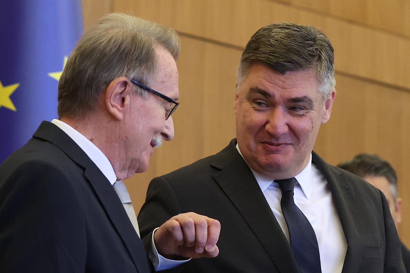 04.10.2023., Zagreb - U Uredu Predsjednika Republike Hrvatske odrzan je svecani prijam za hrvatske sportasice i sportase na kojem su urucena odlikovanja zasluznim sportasicama, sportasima, izbornicima, trenericama i trenerima. predsjednik RH Zoran Milanovic Photo: Goran Stanzl/PIXSELL