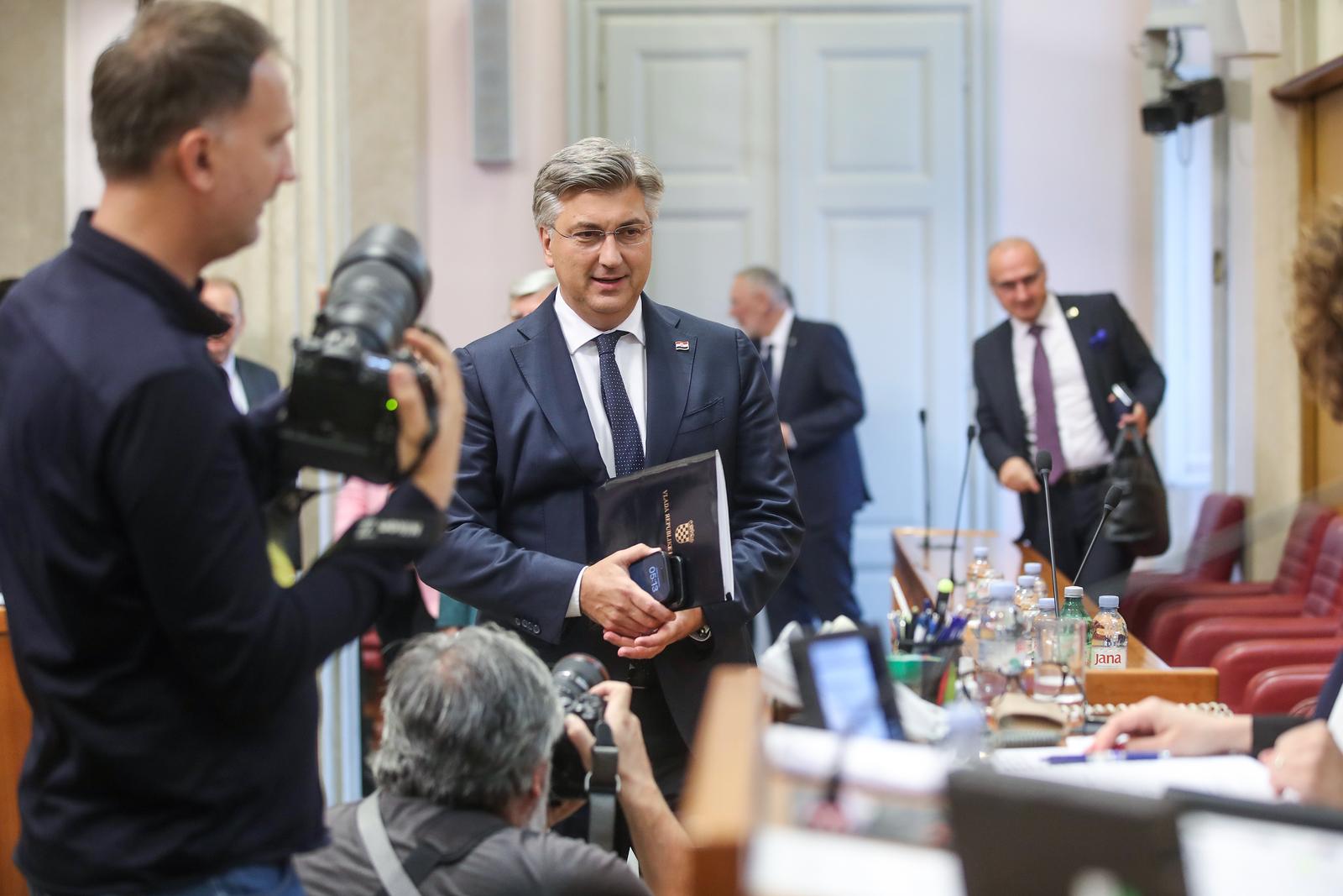 04.10.2023., Zagreb - Premijer Andrej Plenkovic dosao je u Sabor kako bi sudjelovao u raspravi o opozivu ministra vanjskih poslova Gordana Grlica Radmana. Photo: Slavko Midzor/PIXSELL