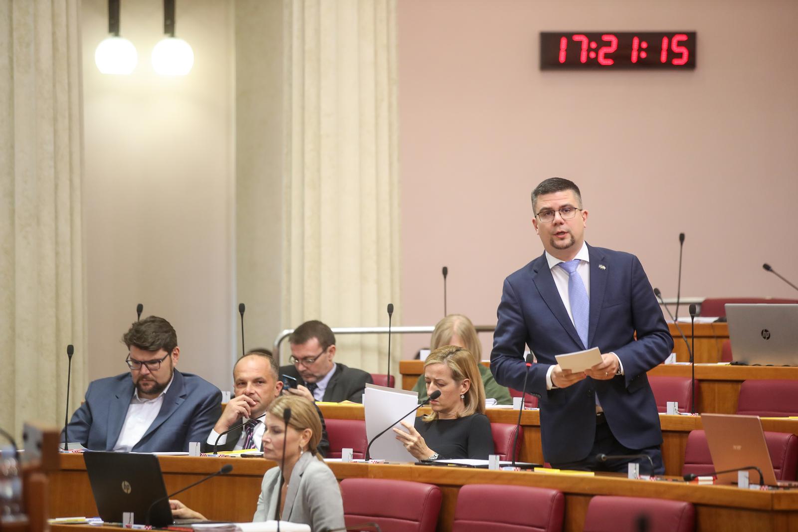 04.10.2023., Zagreb - Premijer Andrej Plenkovic dosao je u Sabor kako bi sudjelovao u raspravi o opozivu ministra vanjskih poslova Gordana Grlica Radmana. Photo: Slavko Midzor/PIXSELL