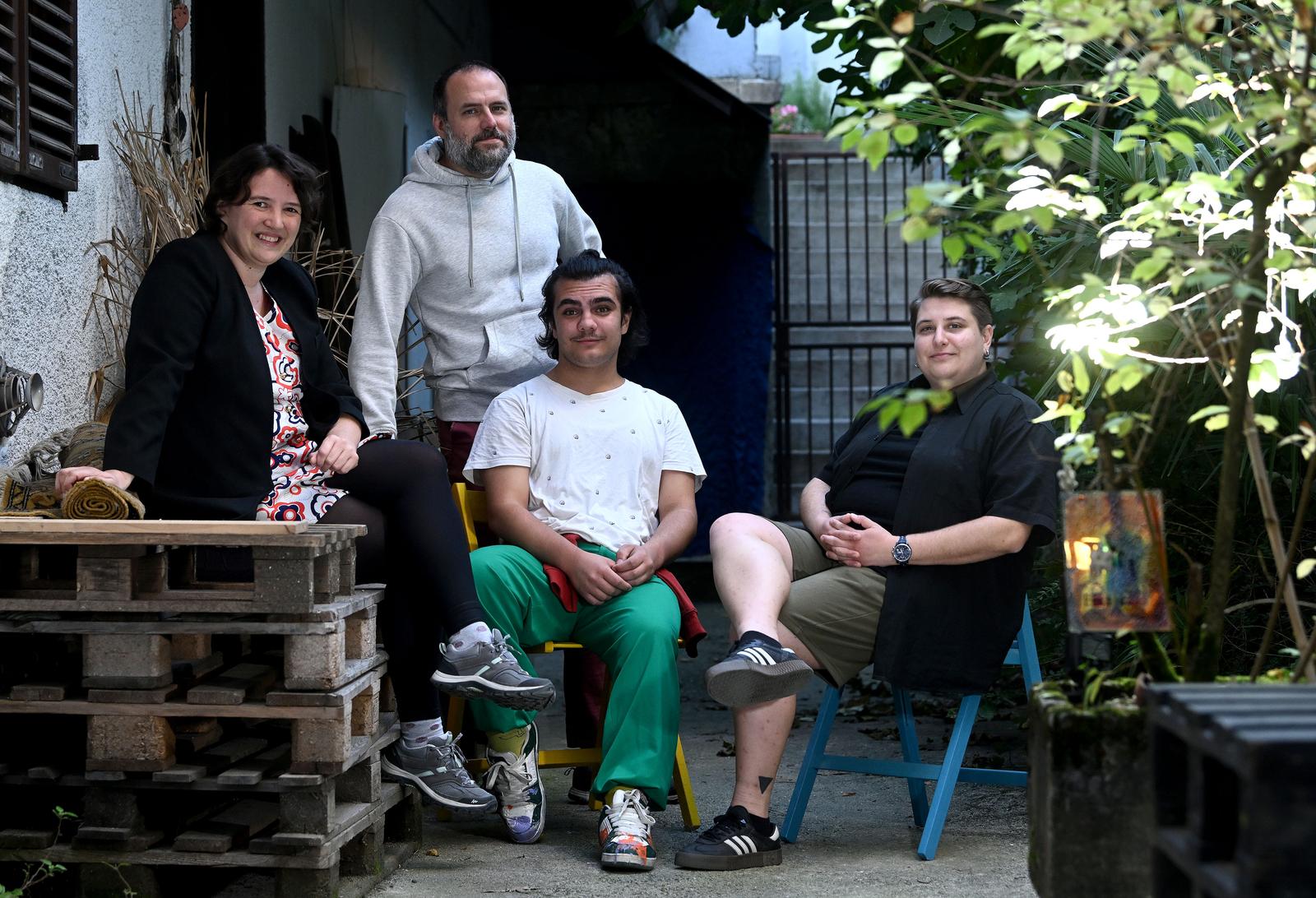 06.10.2023., Zagreb - Centar za kazaliste potlacenih organizira kazalisne radionice i 
radi kazalisne predstave s migrantima, imaju razne edukacije, uce ih hrvatski. Jan Jafo, Josipa Lulic, Dinko Kreho, Doria Jukic Photo: Marko lukunic/PIXSELL