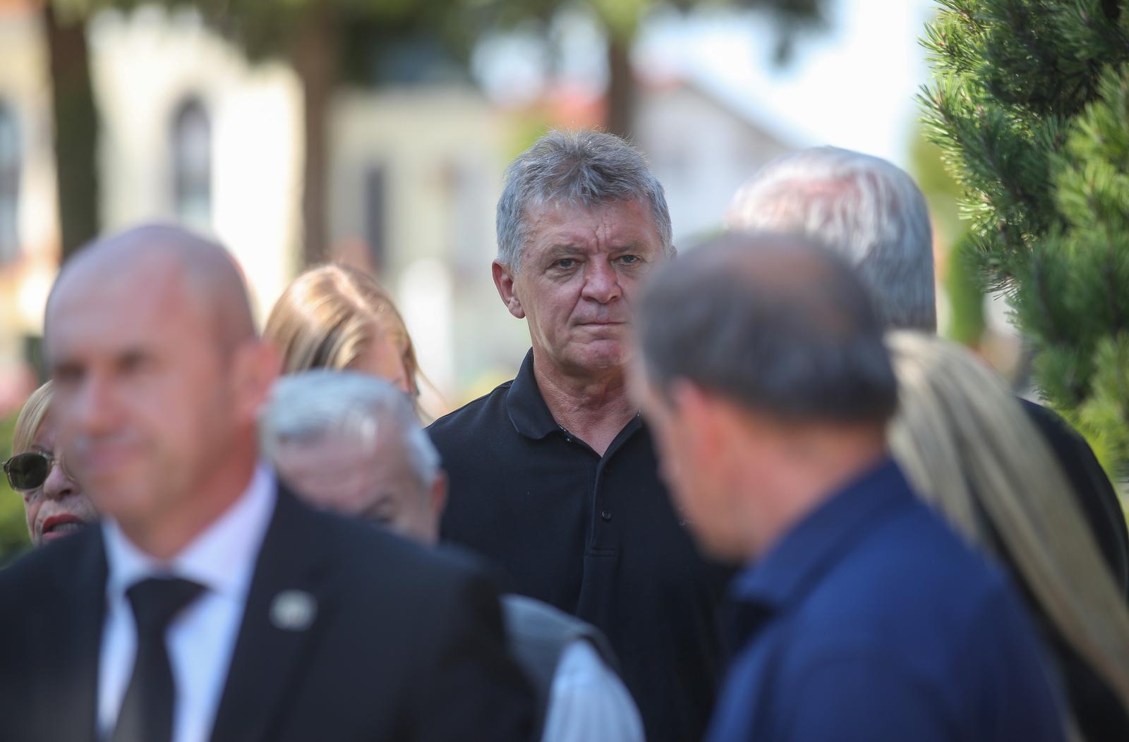 08.09.2023., Velika Gorica - Posljednji ispracaj nedavno preminulog bivseg ministra financija Ivana Sukera na groblju u Velikoj Gorici.  Brojne poznate osobe iz javnog zivota dosle su na ispracaj. Ivan Turudic. Photo: Slavko Midzor/PIXSELL