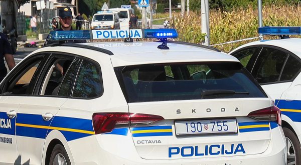 08.09.2023., Zagreb - Prometna nesreca na kolniku ulice Zitnjak gdje je doslo do naleta teretnog vozilo na dijete uslijed cega je dijete preminulo. Ocevid je u tijeku.  Photo: Matija Habljak/PIXSELL
