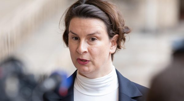09.03.2023/. Knezev dvor, Dubrovnik - Dvije godine prije lokalnih izbora odvjetnica i aktivistica Viktorija Knezevic najavila je danas kandidaturu za gradonacelnicu Dubrovnika. 
Knezevic na lokalne izbore izlazi s nezavisnom listom kojoj ce biti nositeljica. Zelim i sigurna sam da cu pobijediti kandidata HDZ-a, ma tko to bio izjavila je danas. Photo: Grgo Jelavic/PIXSELL