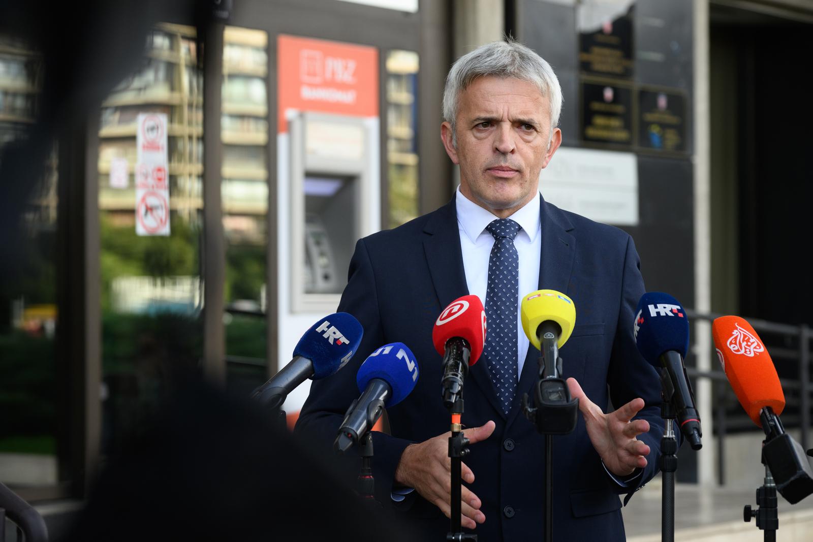 09.10.2023., Zagreb - Izjave nakon sastanka ministrice poljoprivrede Marije Vuckovic s predstavnicima Osjecko-baranjske zupanije, predstavnicima Udruge hrvatskih proizvodjaca svinja s podrucja Osjecko-baranjske zupanije, Drzavnog inspektorata RH te Hrvatske veterinarske komore na temu africke svinjske kuge. Mladen Pavic.
 Photo: Davor Puklavec/PIXSELL