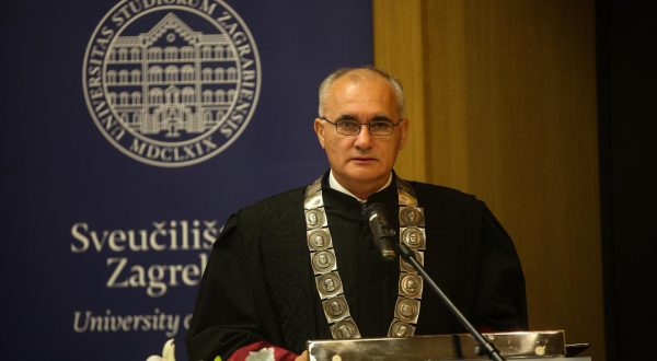 09.10.2023., Zagreb - Svecana dodjela diploma studentima diplomskog studija Sveucilista u Zagrebu i Sveucilista u Orleansu iz podrucja bioindustrije. Photo: Zeljko Hladika/PIXSELL